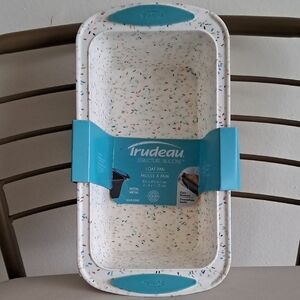 New!Trudeau Speckled Silicone Loaf Pan with Teal Band